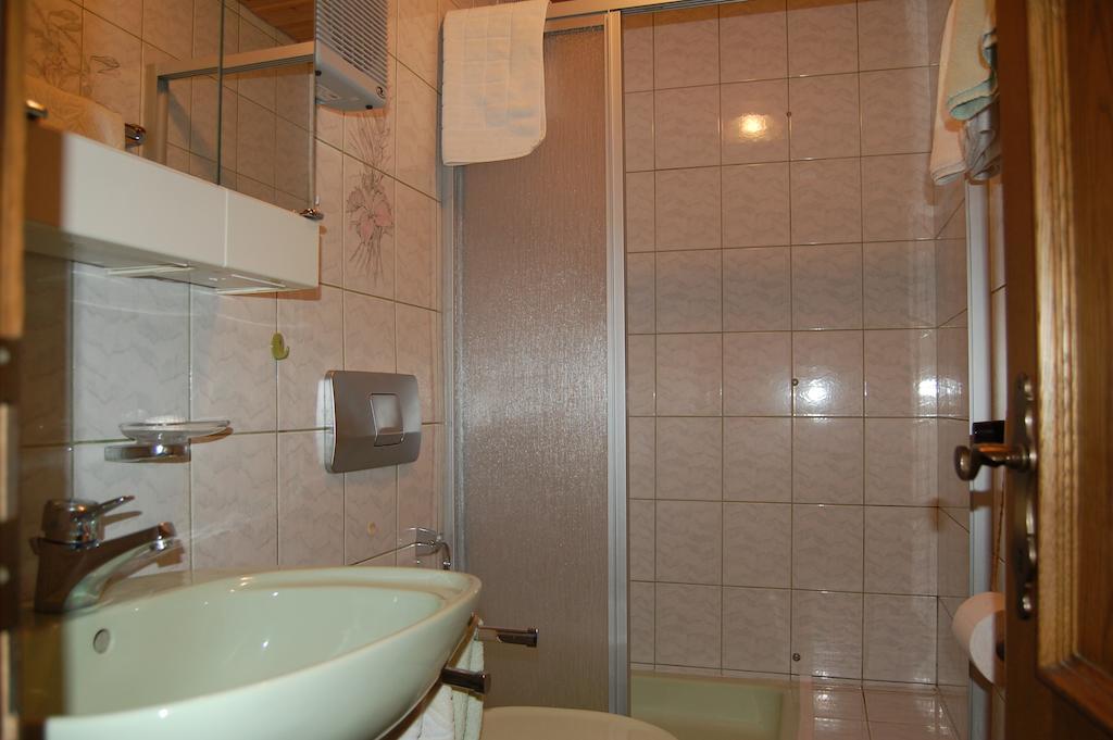 Haus Elfriede Appartement Millstatt Buitenkant foto